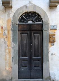 The Quintessential Doorway in Tuscany